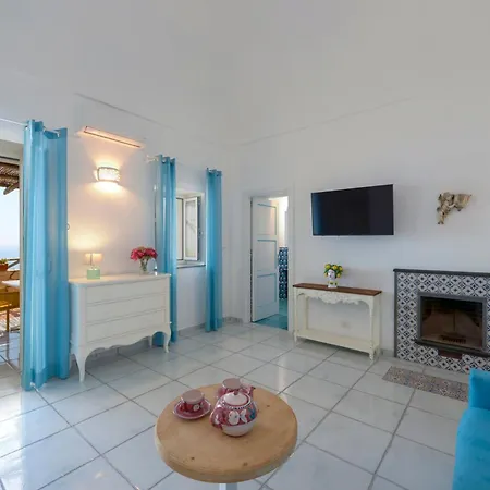 Acqua Di Mare, Near Elevator, Few Steps, Parking Holiday home Positano