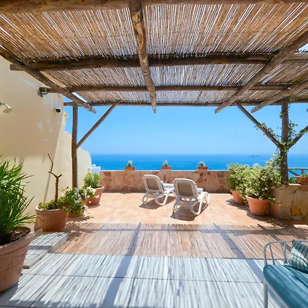 Acqua Di Mare, Near Elevator, Few Steps, Parking Holiday home Positano