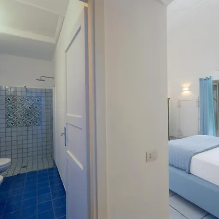 Holiday home Acqua Di Mare, Near Elevator, Few Steps, Parking
